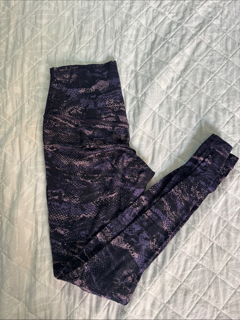 Lululemon Purple Black Print Leggings